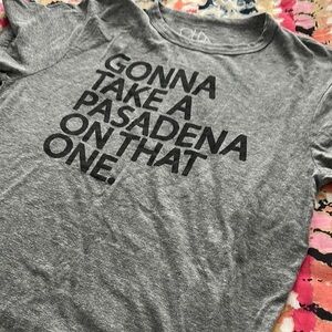 Gray Graphic T-Shirt by Chaser sz. Large